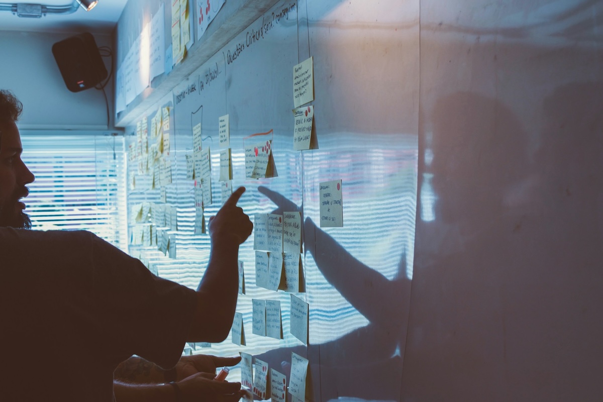 Discover how Google AI integration for business transforms operations with proven ROI. Complete guide with real case studies, implementation steps, and 2025 trends.